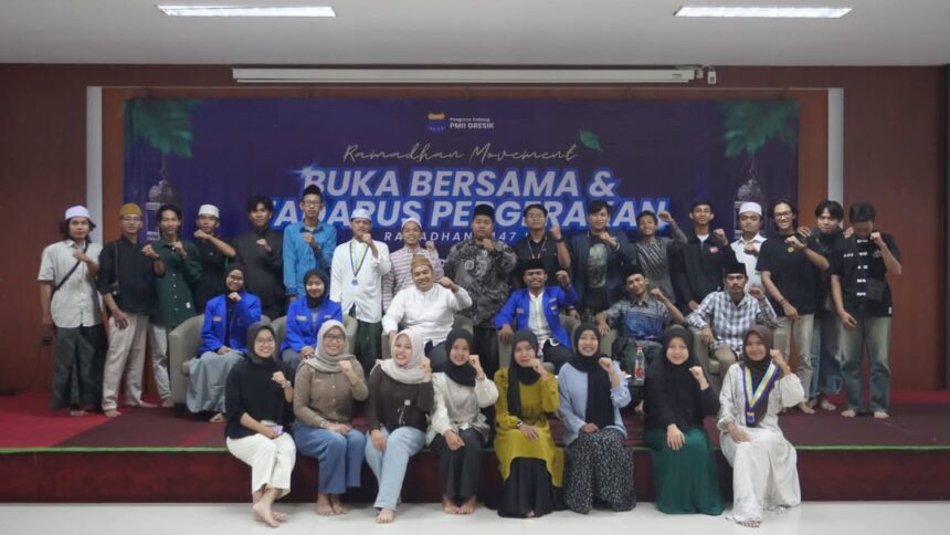 Ramadhan Movement Tadarus Pergerakan digelar Pengurus Cabang PMII Kabupaten Gresik di Aula Kantor MUI Kabupaten Gresik, Sabtu (14/3/2026). Foto: dok PC PMII Gresik/NUGres