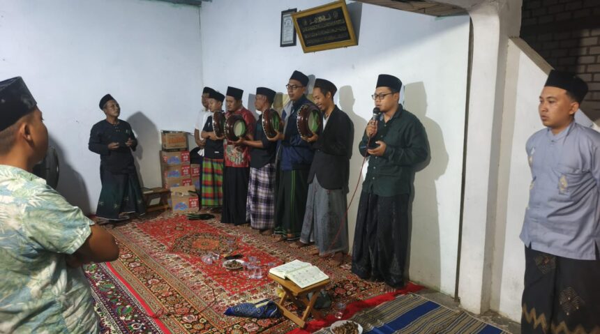 Khatmil Quran menjadi penutup rangkaian kegiatan Pimpinan Ranting (PR) GP Ansor Tebuwung, selama bulan suci Ramadan 1447 Hijriah. Foto: dok PR GP Ansor Tebuwung/NUGres