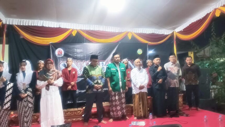 Memperingati Hari lahir (Harlah) ke-92 tahun Gerakan Pemuda Ansor, PR GP Ansor Kertosono Sidayu Gresik mengahdirkan kegiatan Sinau Bareng diiringi Karawitan, Ahad (26/4/2026) malam. Foto: Yaslim/NUGres