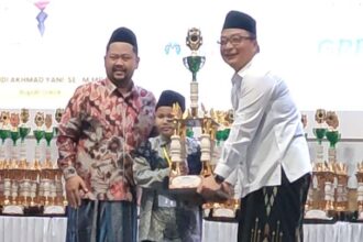 Siswa MINU Tratee Putera Gresik berhasil meraih juara dalam ajang MTQ XXXII Kabupaten Gresik tahun 2026. Foto: Chidir/NUGres