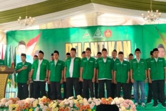 Berkomitmen dalam penguatan kaderisasi dan kemandirian organisasi, PAC GP Ansor Kebomas masa khidmat 2025 - 2028 secara resmi dilantik pada Ahad (12/4/2026). Foto: Luthfi/NUGres