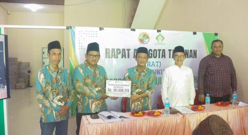 RAT ke-3 Tahun Buku 2025 KSPPS BMT NU Ujungpangkah Gresik terus perkuat kemandirian ekonomi keummatan. Foto: dok BMT NU Ujungpangkah/NUGres