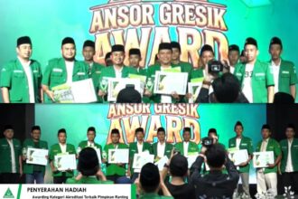 Pimpinan Cabang Gerakan Pemuda Ansor Gresik sukses menyelenggarakan "Ansor Gresik Award 2026", sebagai bentuk apresiasi kader di tingkat ranting hingga Pimpinan Anak Cabang (PAC). Foto: YouTube PCGPAnsorGresik