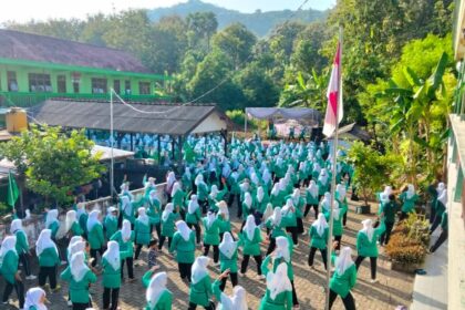 Semarak rangkaian puncak peringatan Hari lahir (Harlah ke-76) Fatayat NU diselenggarakan oleh Pimpinan Anak Cabang (PAC) Fatayat NU Panceng di Ranting Shoberoh, Jumat (15/5/2026). Foto: dok PAC Fatayat NU Panceng/NUGres