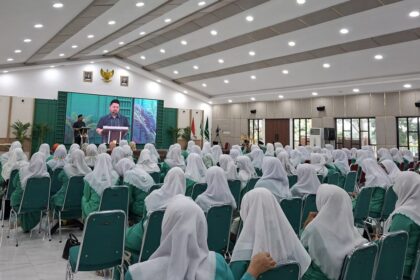 Pimpinan Cabang Fatayat NU Gresik mengelar Resepsi Puncak Harlah ke-76 dengan tema besar "Berdaya, Berdampak, dan Mendunia", Ahad (3/5/2026). Foto: dok PC Fatayat NU Gresik/NUGres