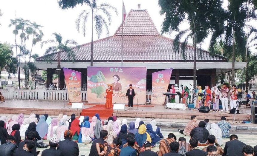 PK IPNU IPPNU SMA NU 1 Gresik sukses menyelenggarakan event yang berjuluk Kartera 2026 di Pendopo Alun-alun Kabupaten Gresik, Kamis (30/4/2026). Foto: dok PK IPNU IPPNU SMA NU 1 Gresik/NUGres