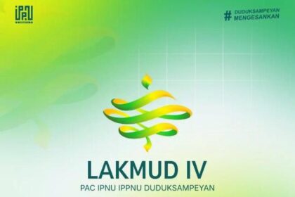 PAC IPNU IPPNU Duduksampeyan memperkenalkan filosofi Logo LAKMUD IV dengan tema “Membentuk Kader Muda NU yang Aktif Berorganisasi dan Siap Mengabdi”. Foto: Instagram @ipnuippnu_dudukspy/NUGres