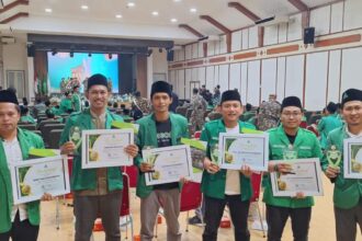 Pimpinan Anak Cabang (PAC) Gerakan Pemuda (GP) Ansor Kedamean memborong sejumlah kategori penghargaan dalam Ansor Gresik Award 2026, Kamis (14/5/2026). Foto: dok PAC GP Ansor Kedamean/NUGres