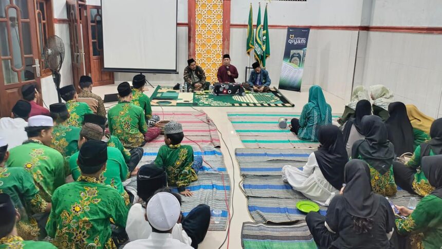 Program "Qiyam" PAC IPNU IPPNU Bungah Gresik menjadi bentengi bagi generasi remaja Akhlak dan ketulusan. Foto: Barok/NUGres